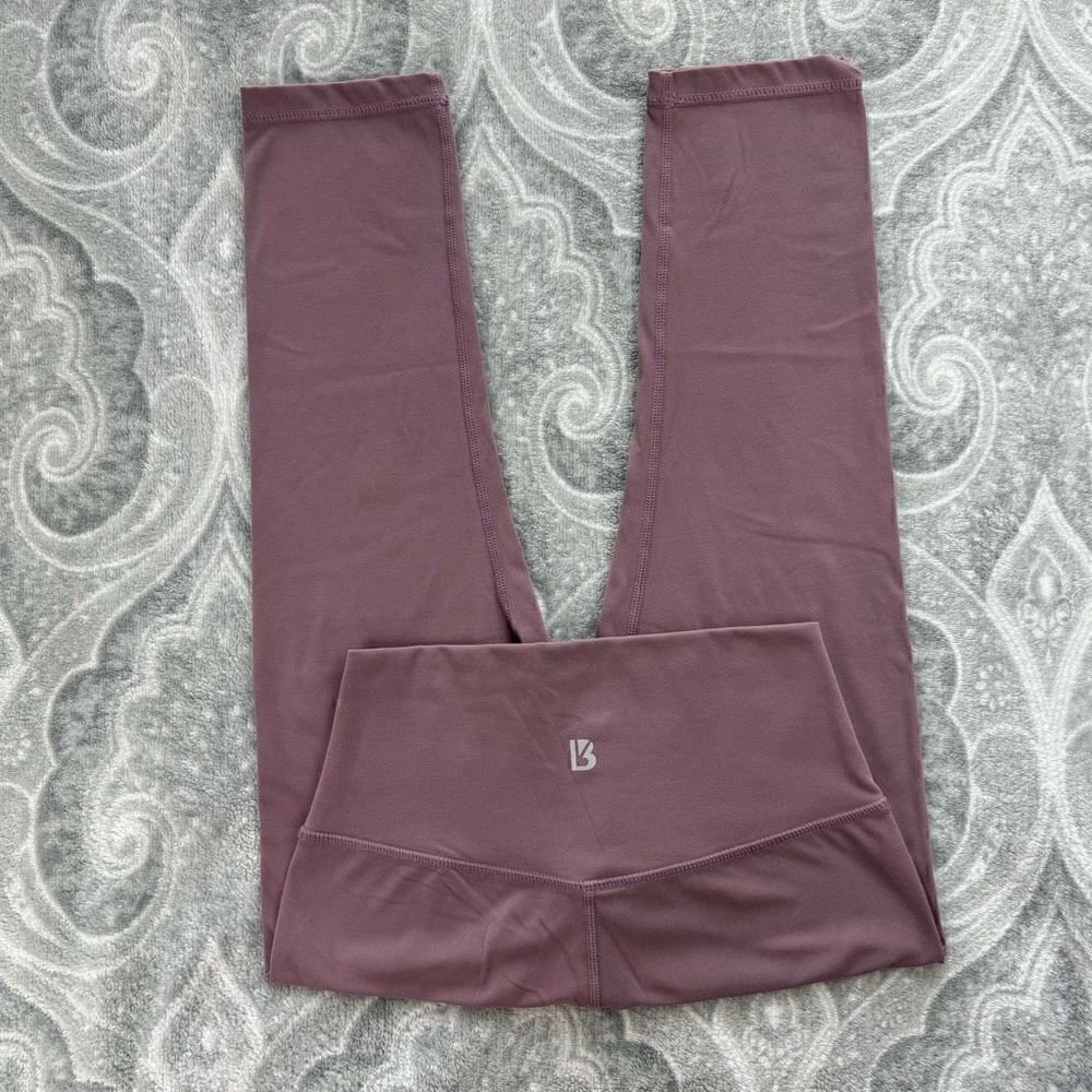 Womens BuffBunny Cropped Leggings